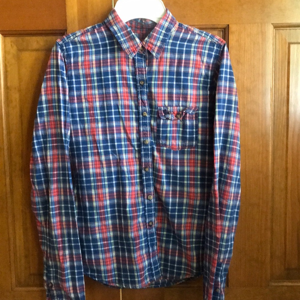 (4/$10) A&F red and blue plaid shirt